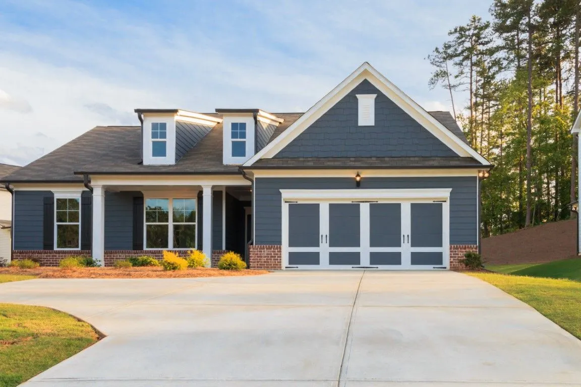 An image of concrete driveways and patio services in Chaska, MN